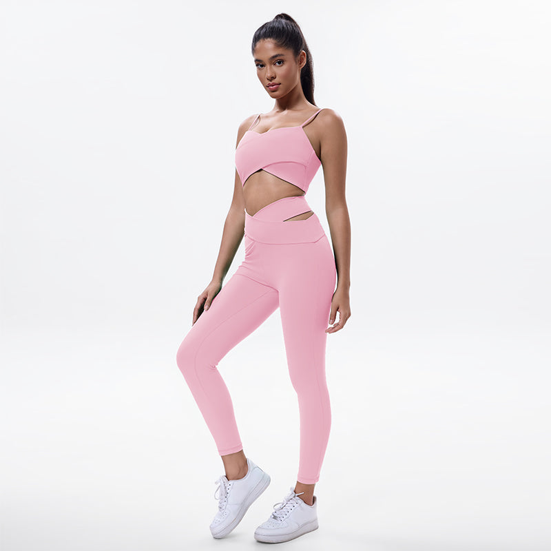 Eco-friendly Renewable Polyester Fabric Spaghetti Straps Fashionable Pilates Yoga Top